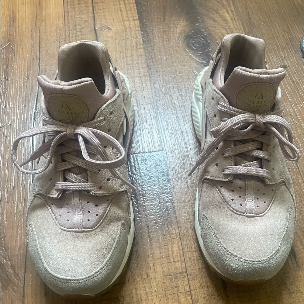 Nike huaraches